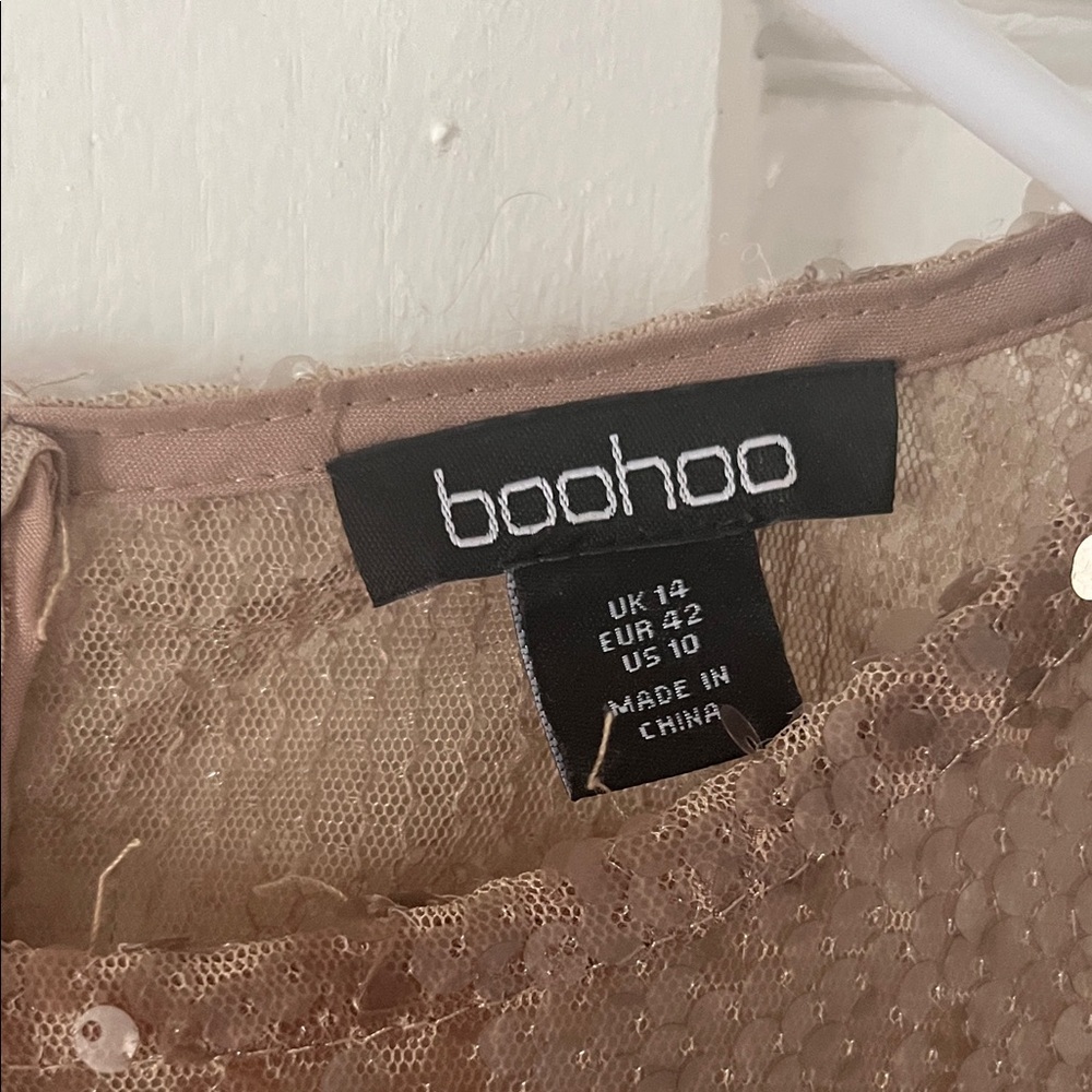 Boohoo Taupe Sequin Long Sleeve Midi Dress - Picture 2 of 10